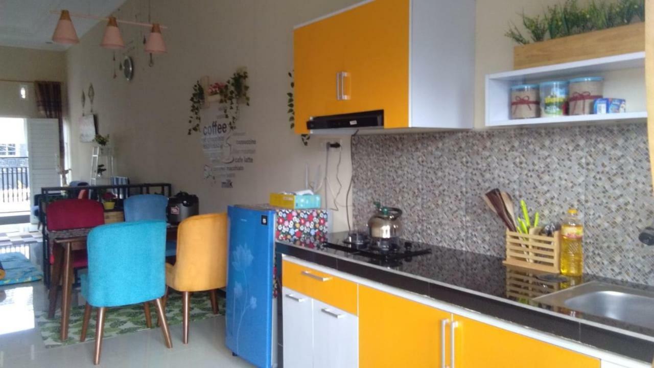 Homestay Wahyudi 1 Syariah Tlekung Екстериор снимка